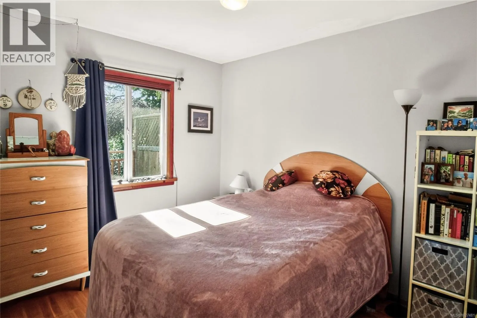 212 Albion Cres