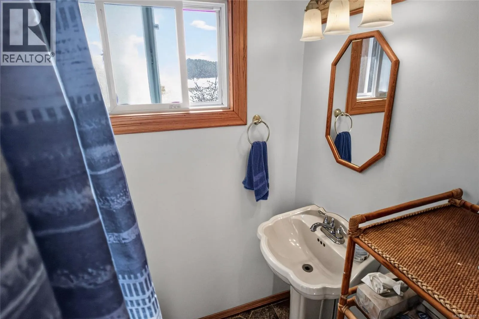 212 Albion Cres