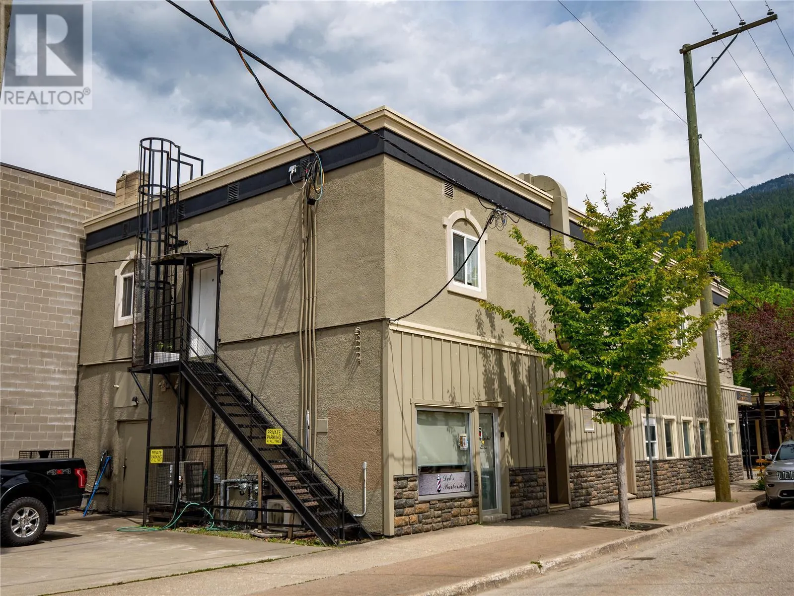 201 First Street W