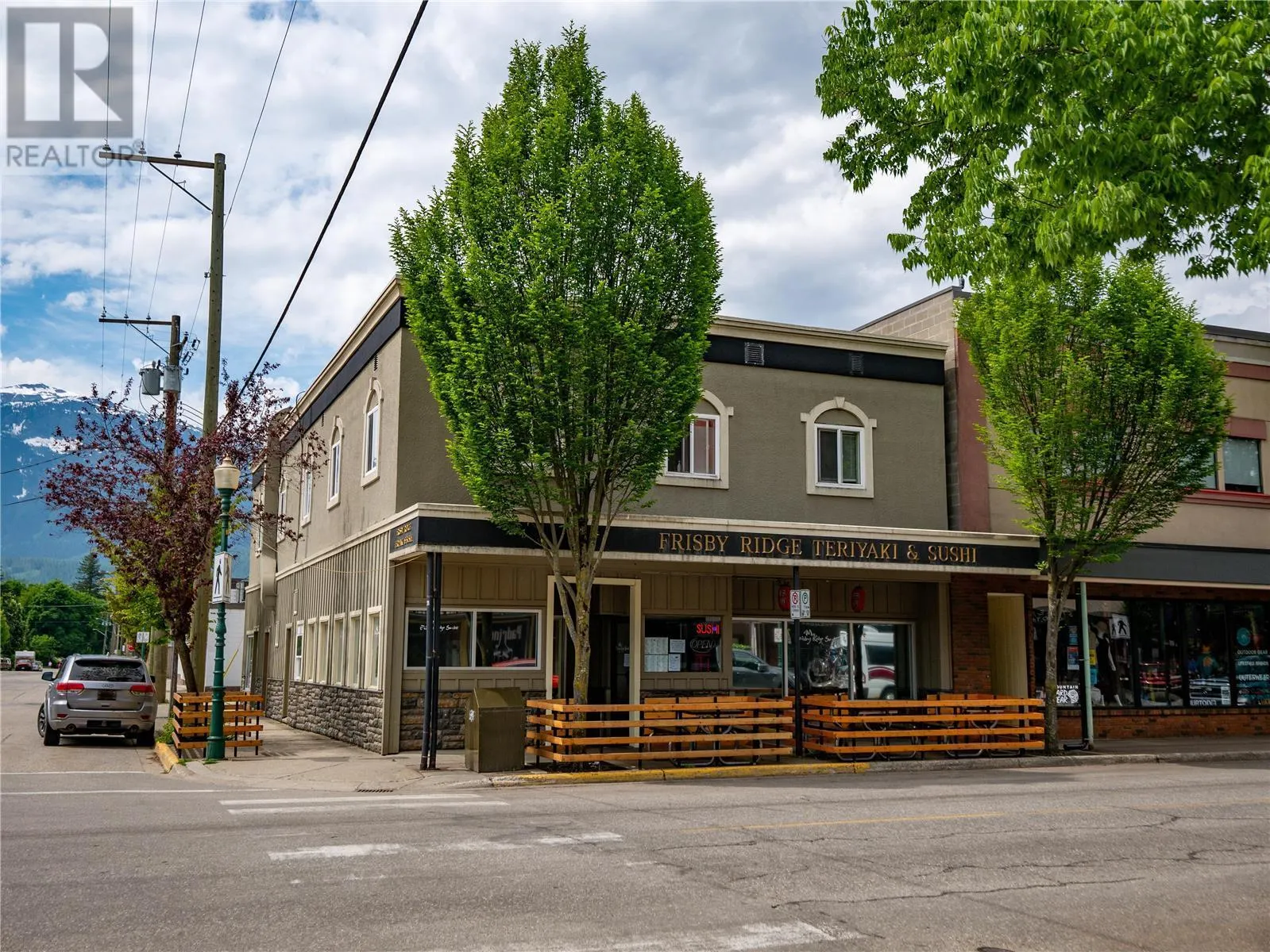 201 First Street W