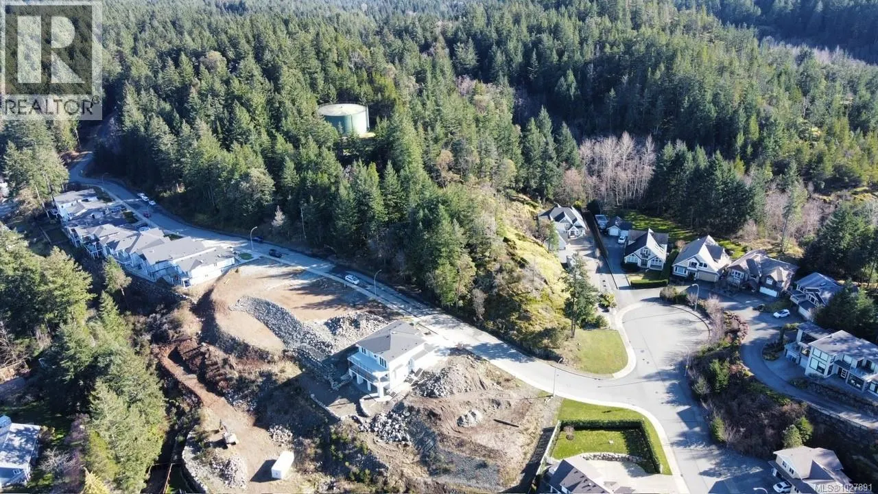 156 Hawk Point Rd