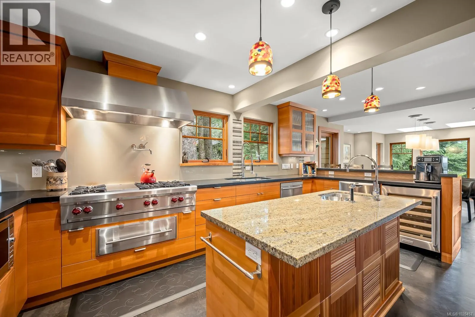 1257 Lynn Rd