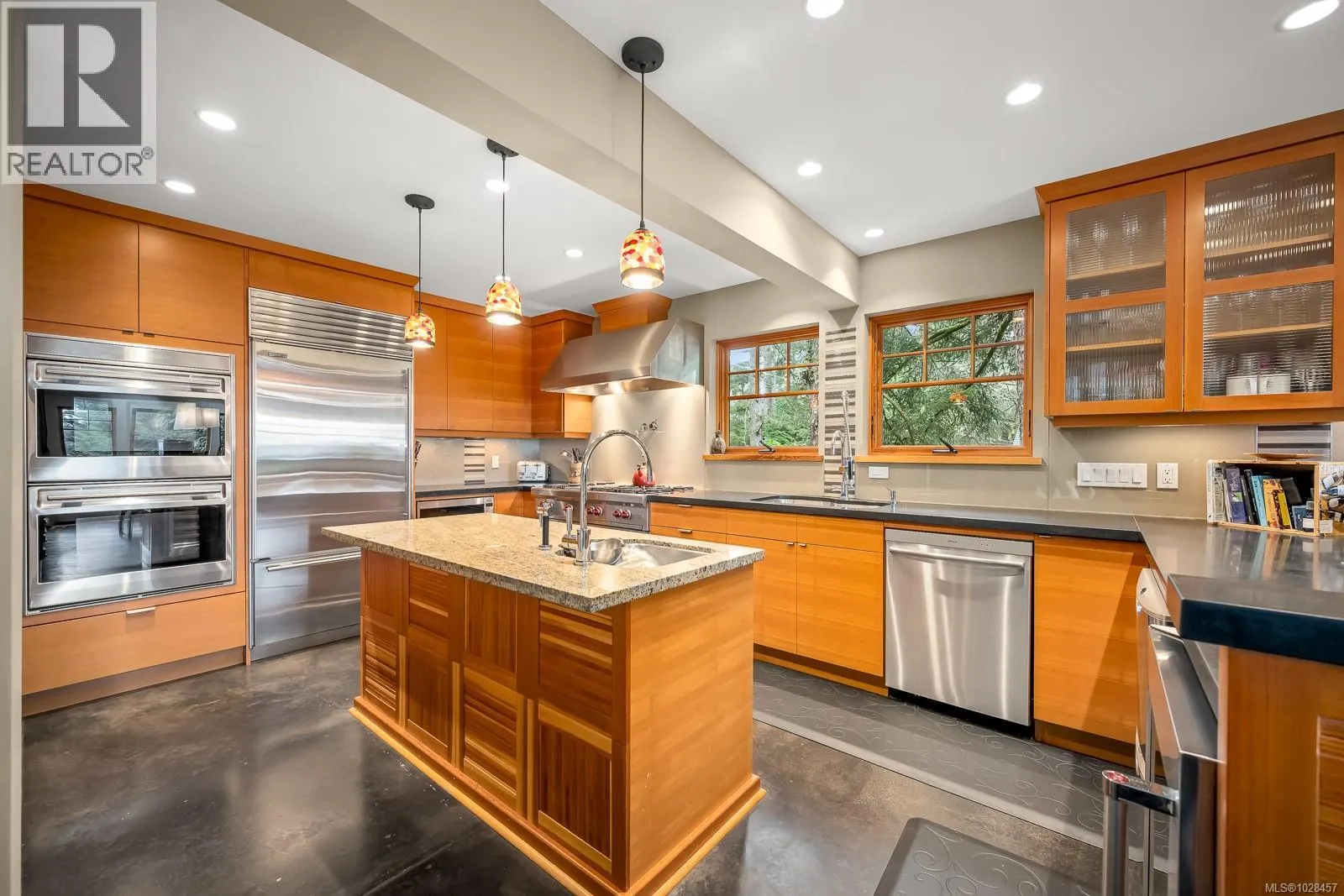 1257 Lynn Rd