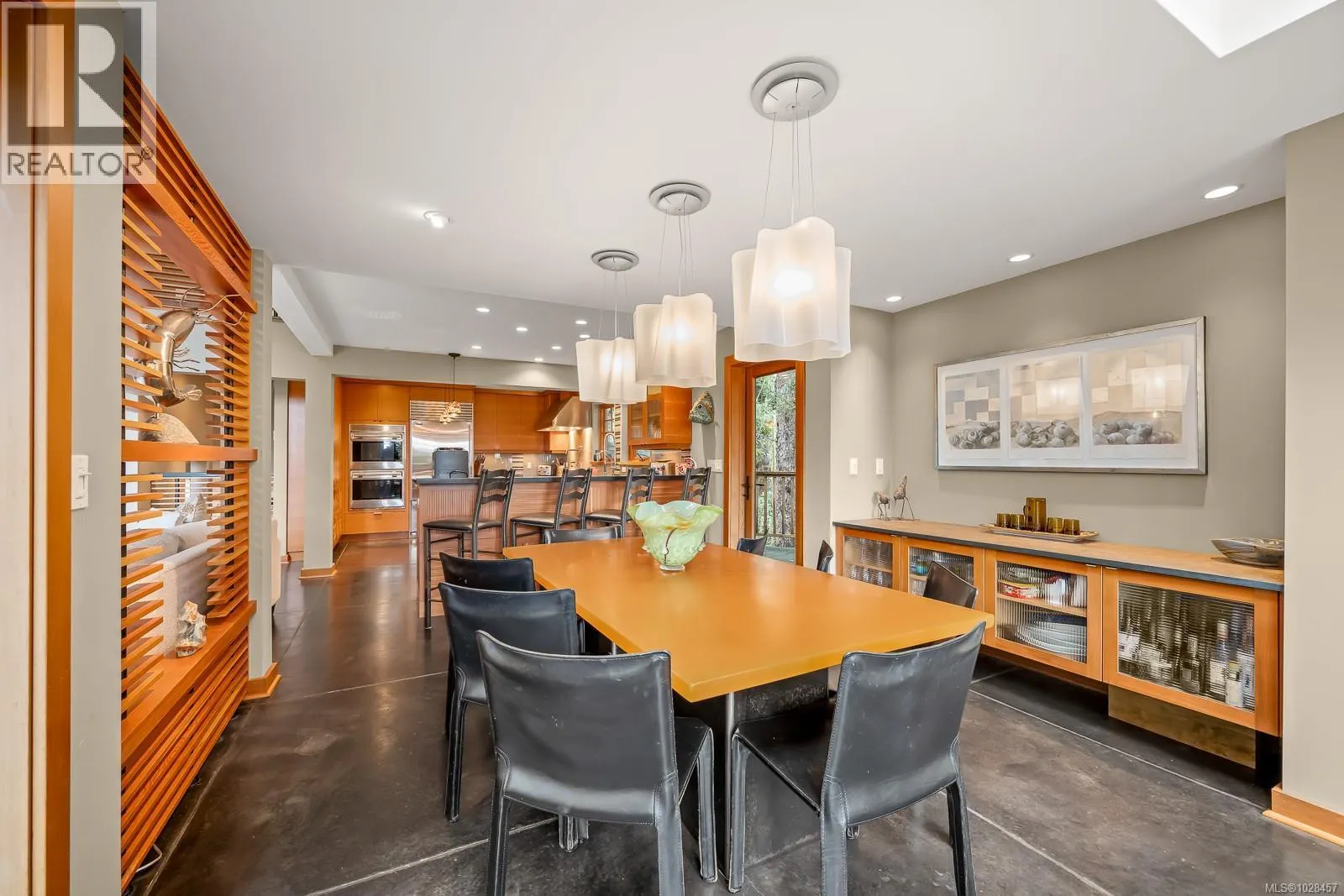 1257 Lynn Rd