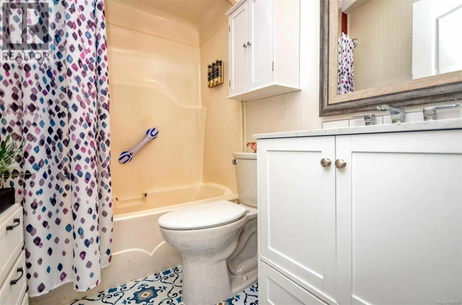 85 7583 Central Saanich Rd