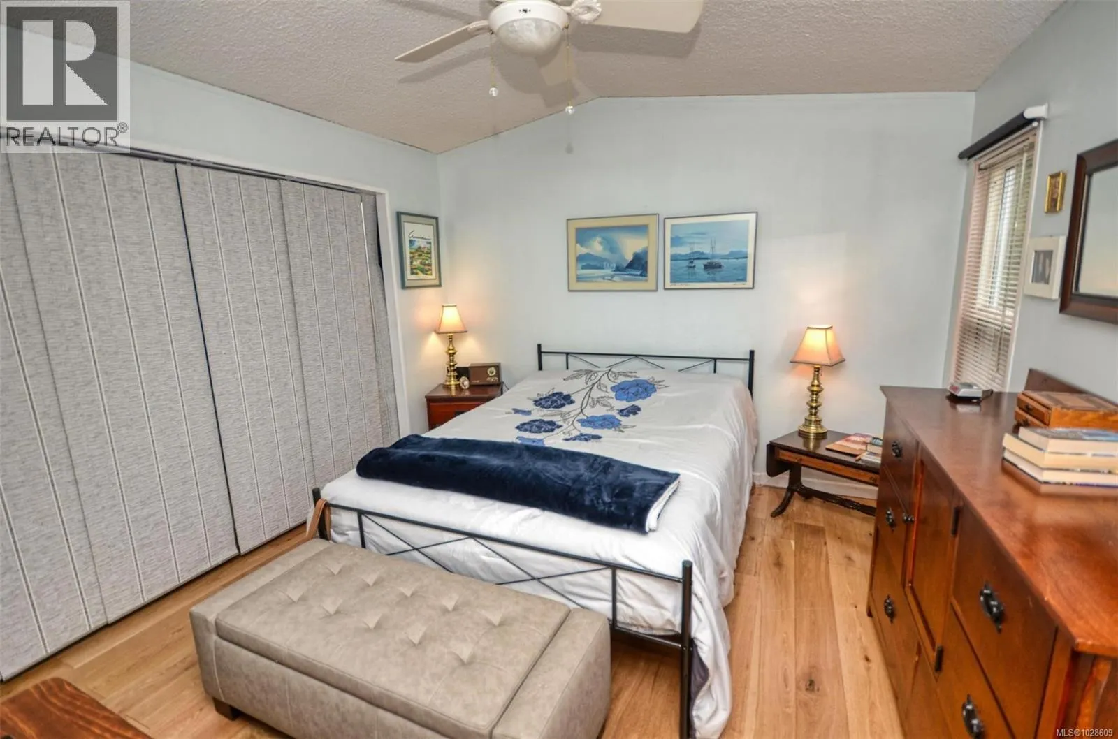 85 7583 Central Saanich Rd