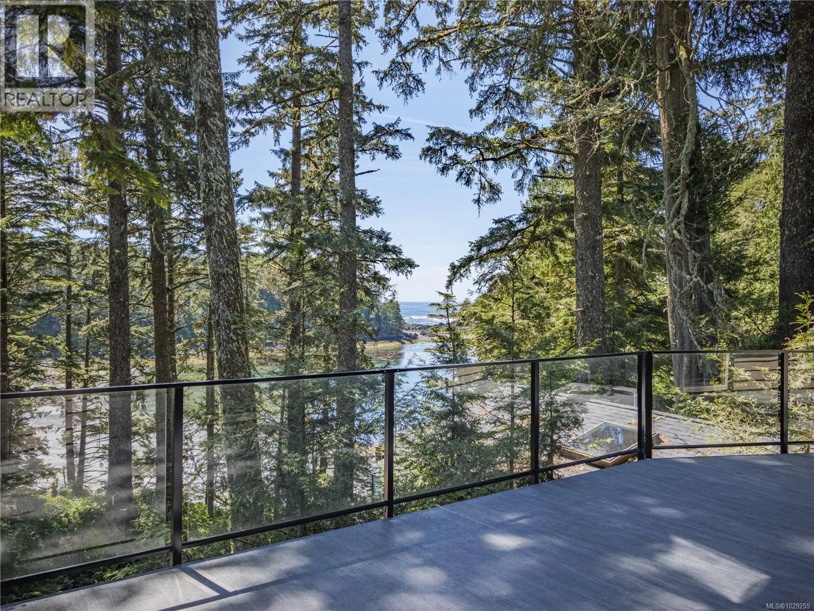 330 Reef Point Rd