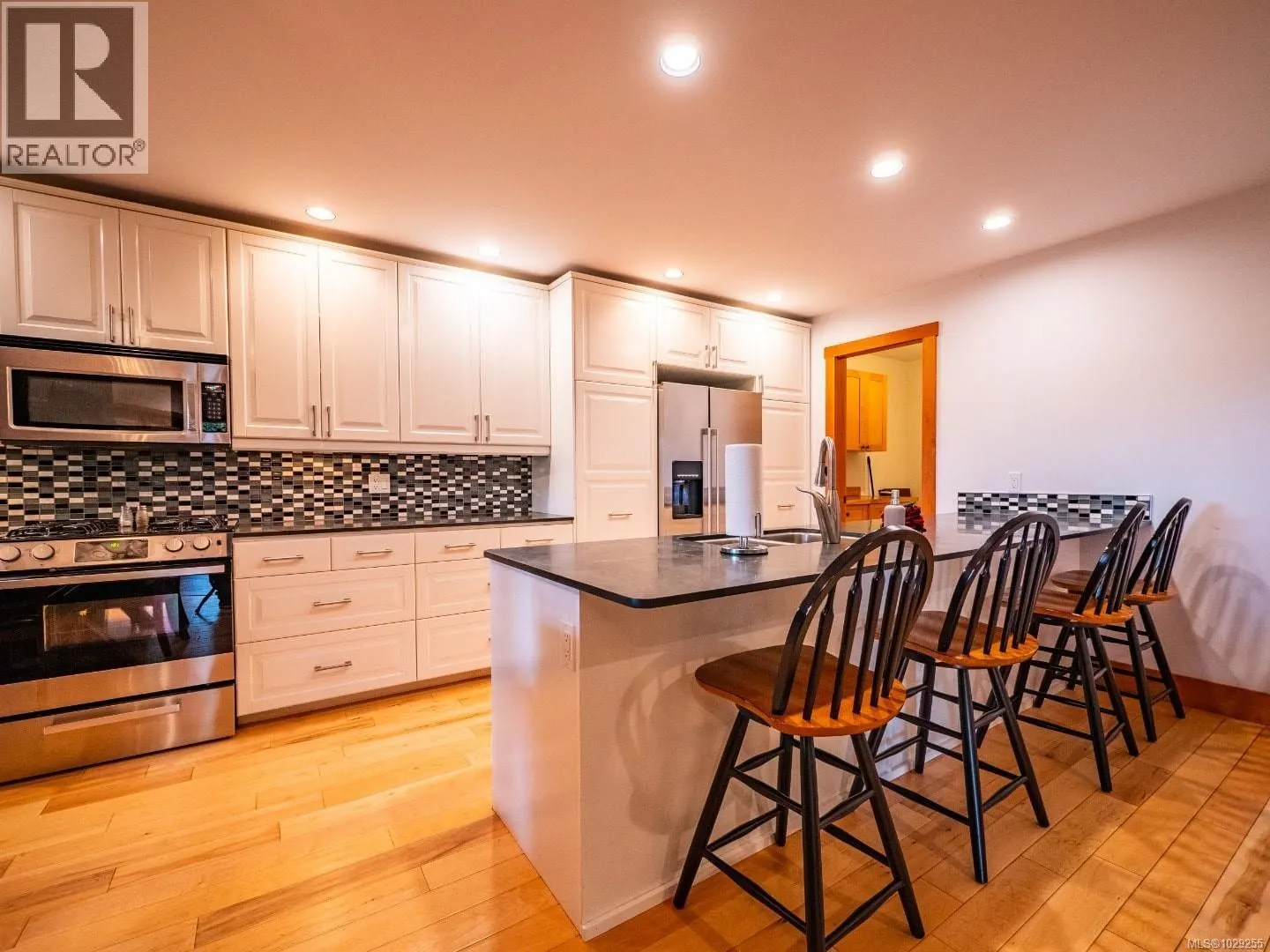 330 Reef Point Rd