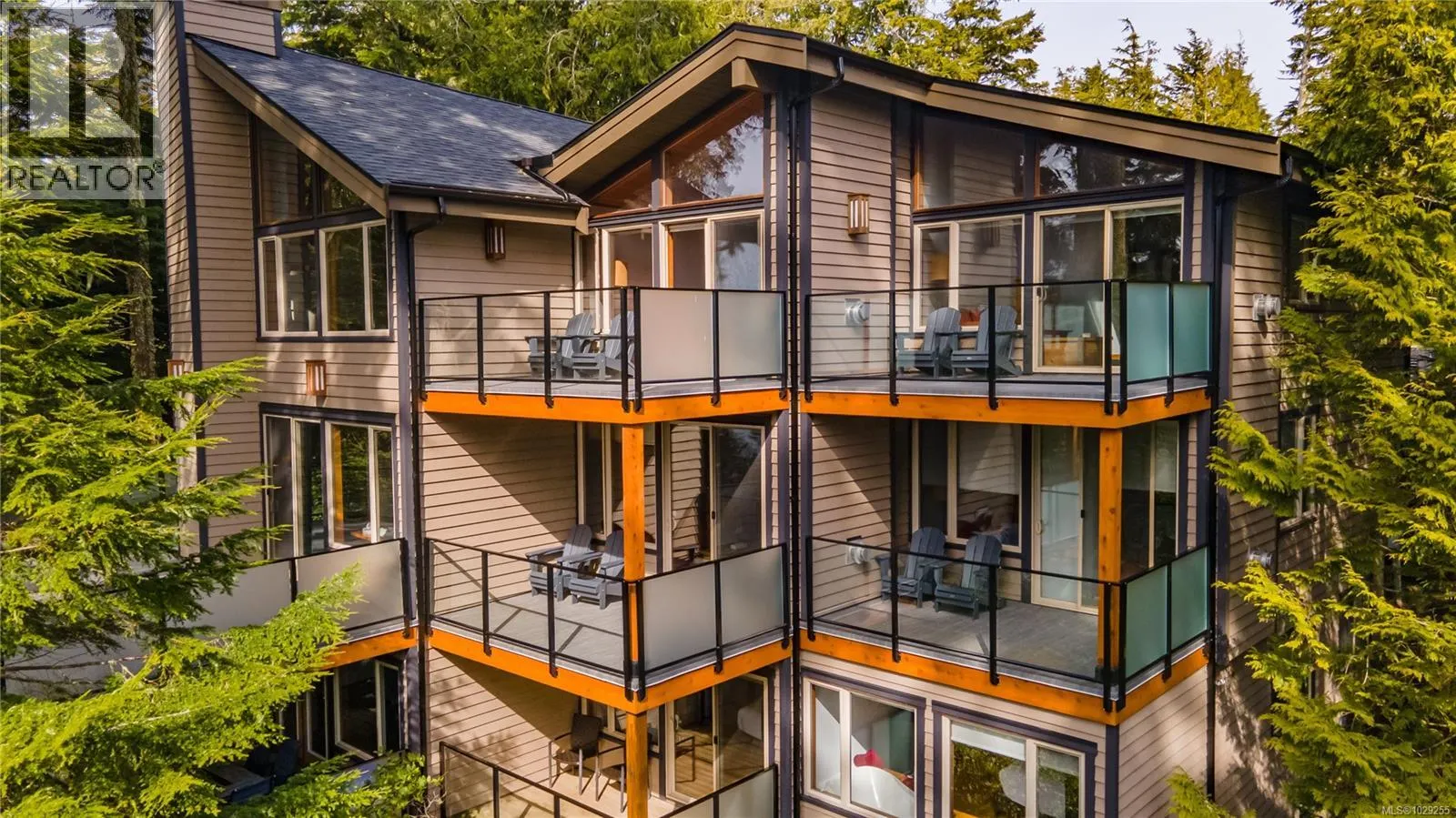 330 Reef Point Rd