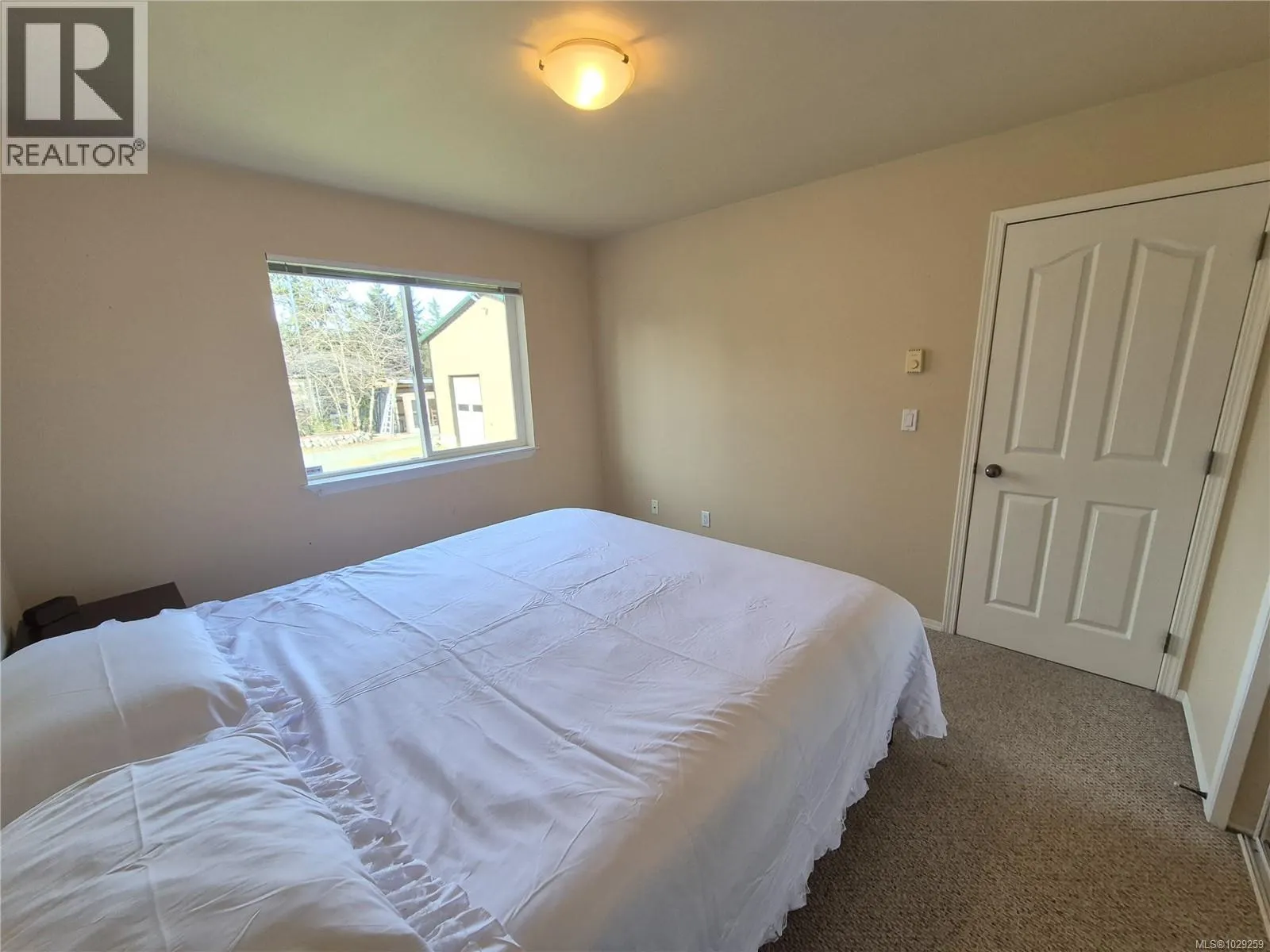 12270/12272 Chandler Rd