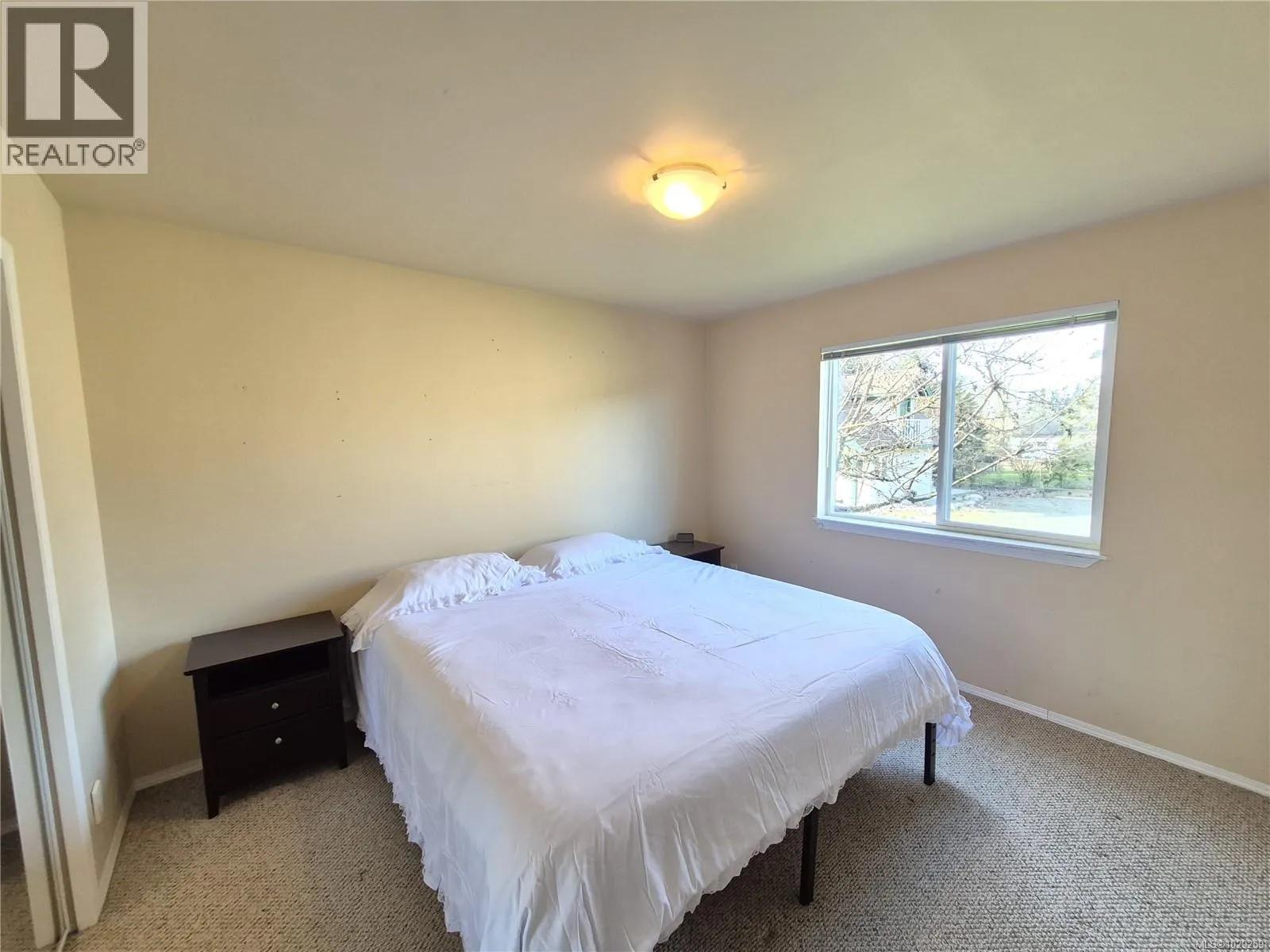 12270/12272 Chandler Rd
