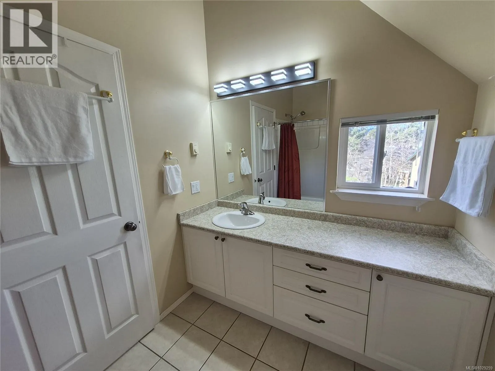 12270/12272 Chandler Rd