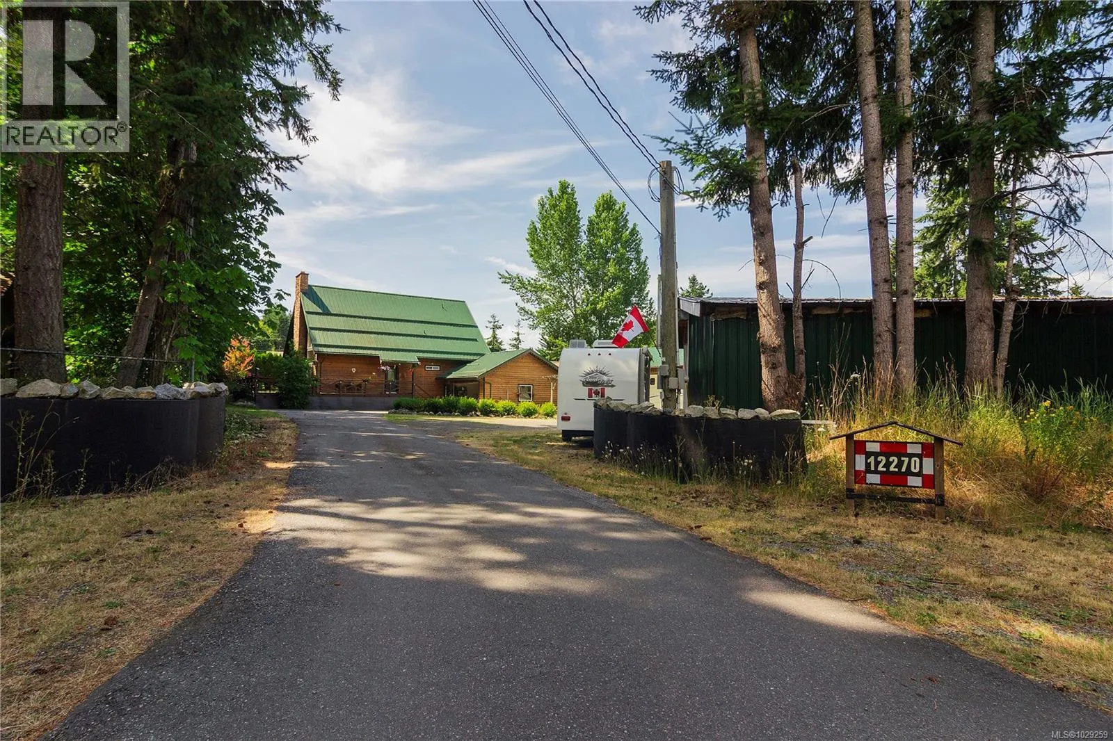 12270/12272 Chandler Rd