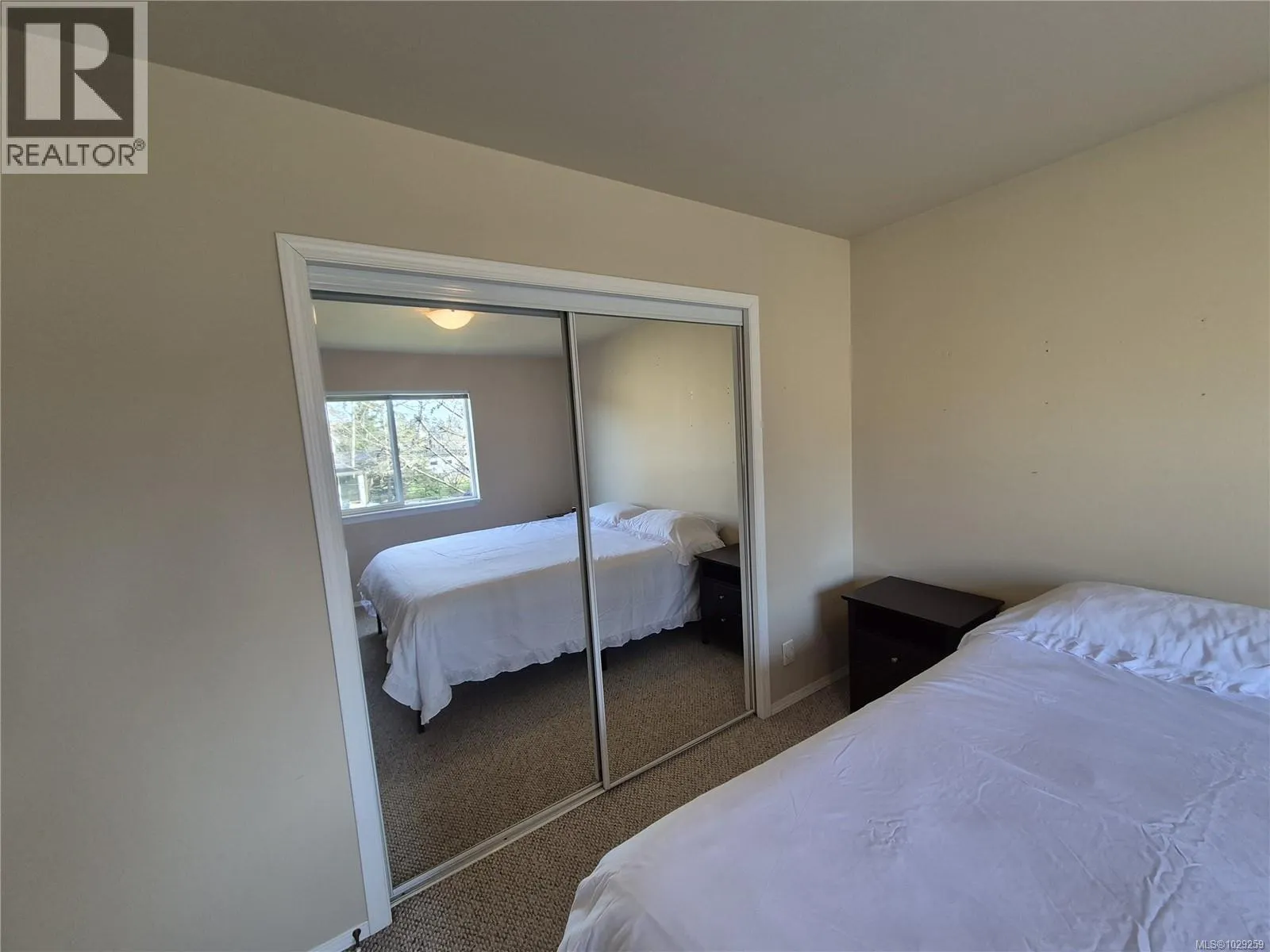 12270/12272 Chandler Rd