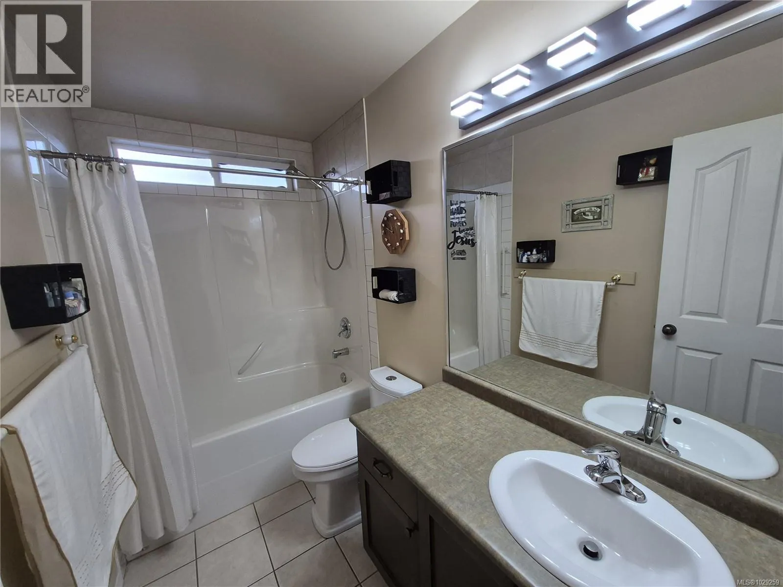 12270/12272 Chandler Rd