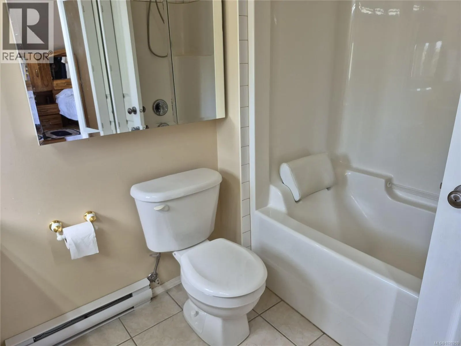 12270/12272 Chandler Rd
