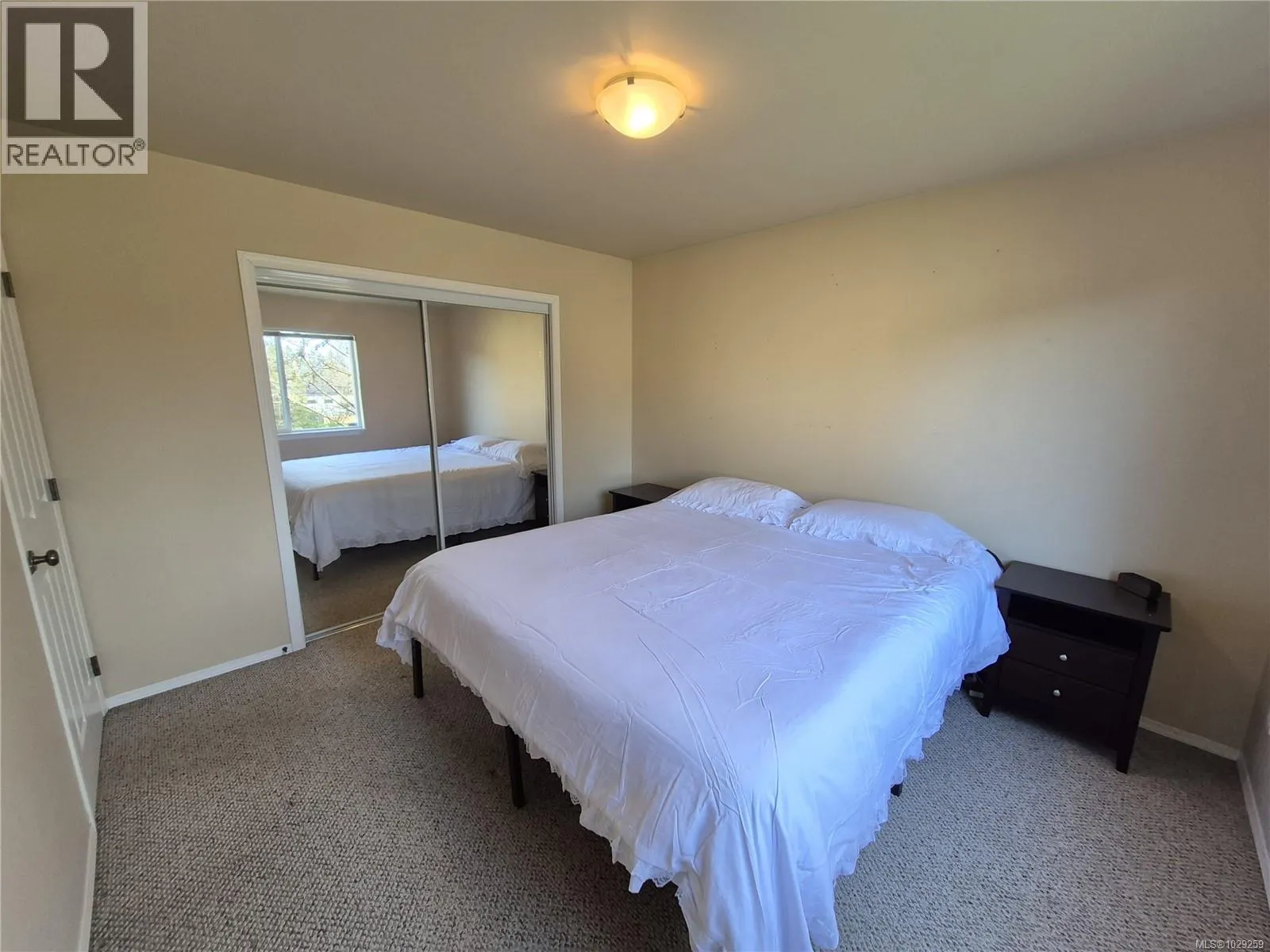 12270/12272 Chandler Rd
