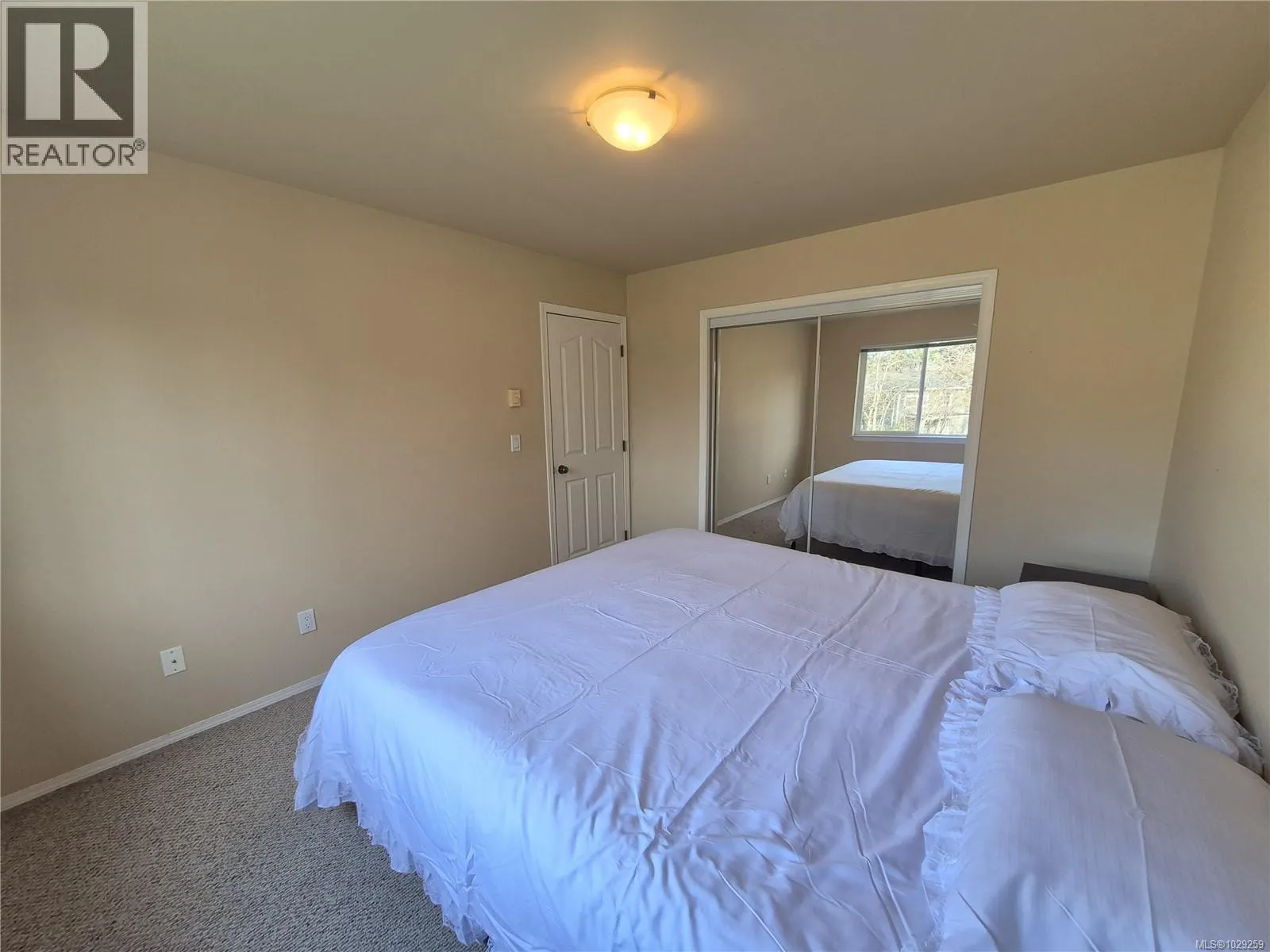12270/12272 Chandler Rd