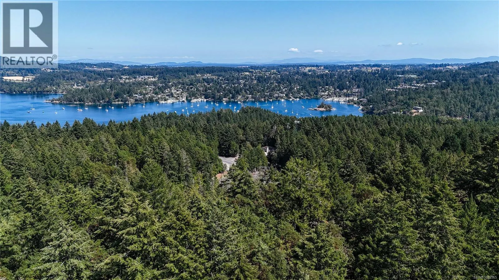 Lot 2 & 4 Willis Point Rd
