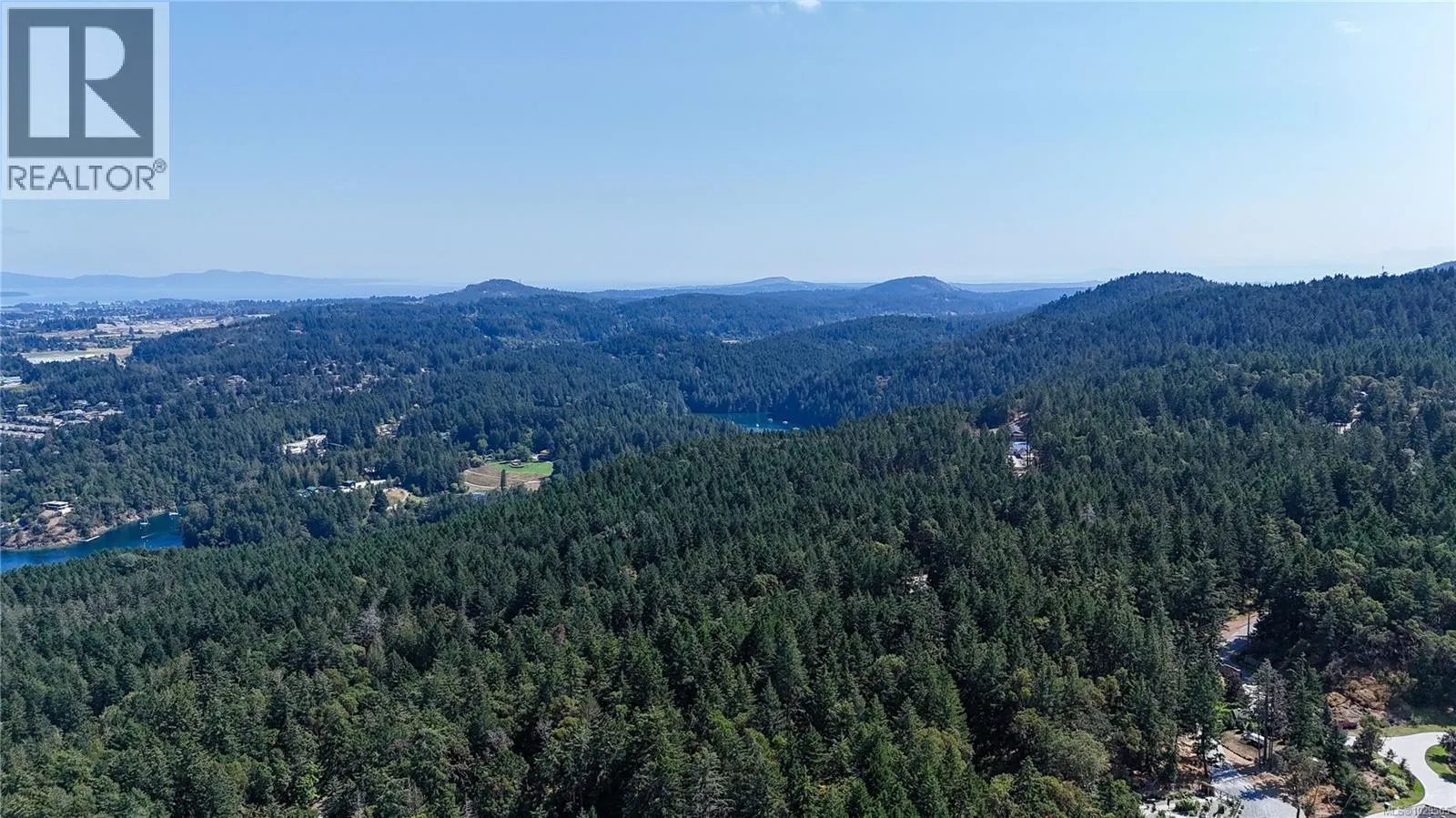 Lot 2 & 4 Willis Point Rd