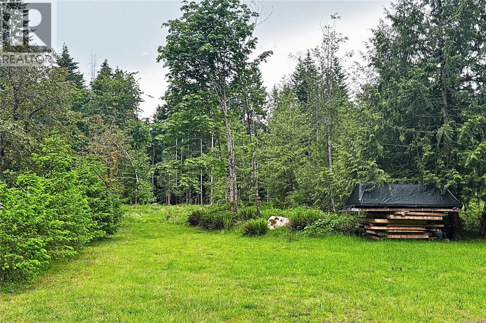 Lot C Island Hwy W