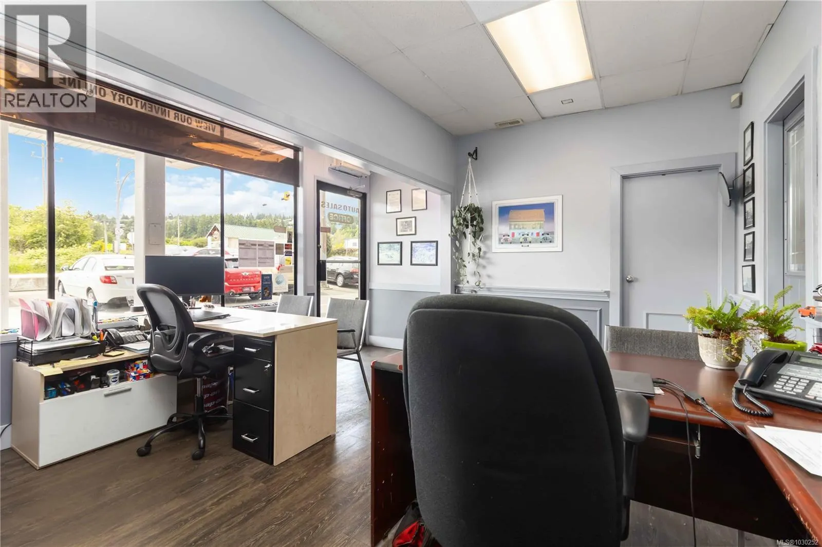 9139 East Saanich Rd