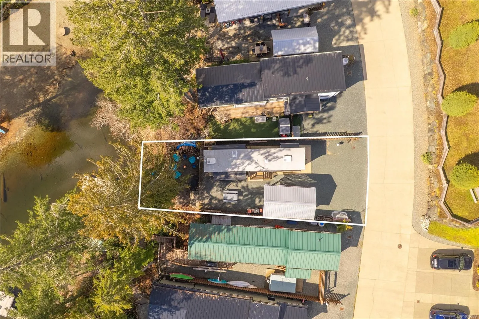 23 10750 Central Lake Rd