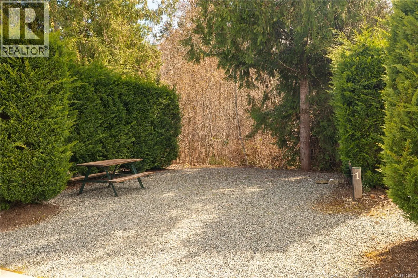 23 10750 Central Lake Rd