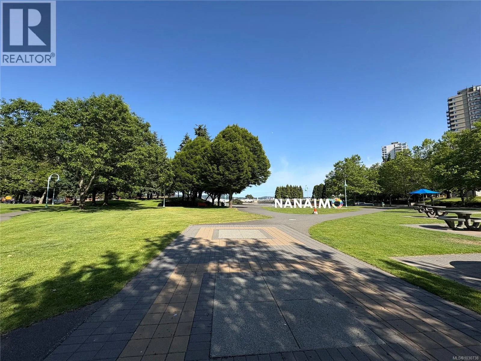 55 Comox Rd