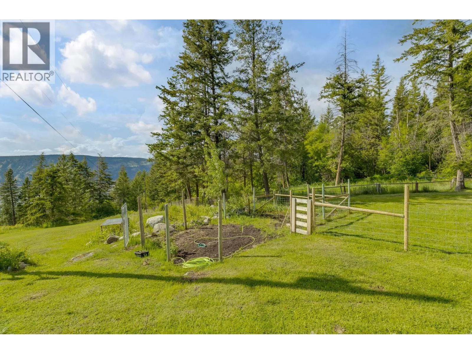 6011 Oyama Lake Road
