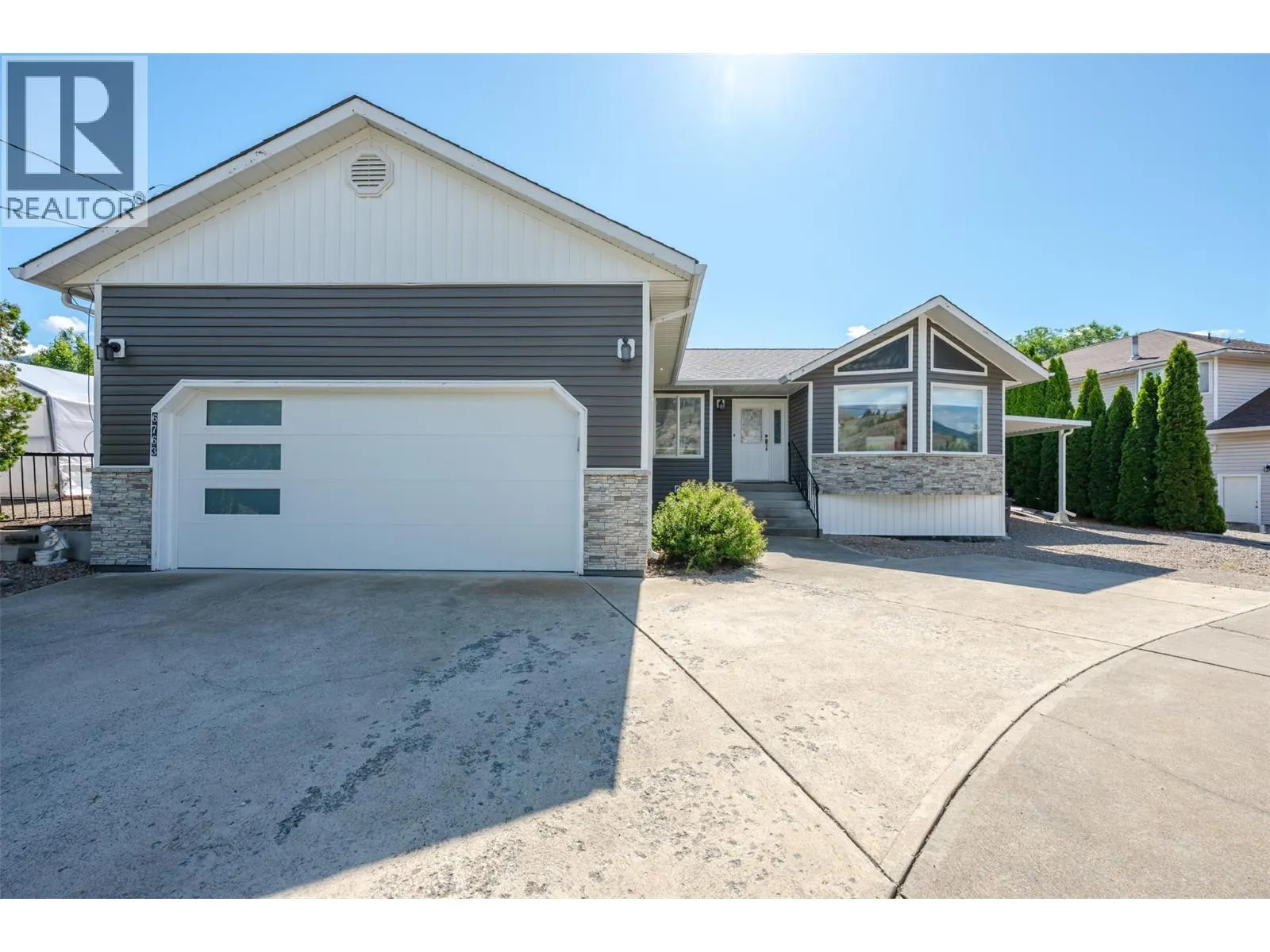 6763 MEADOWS Drive