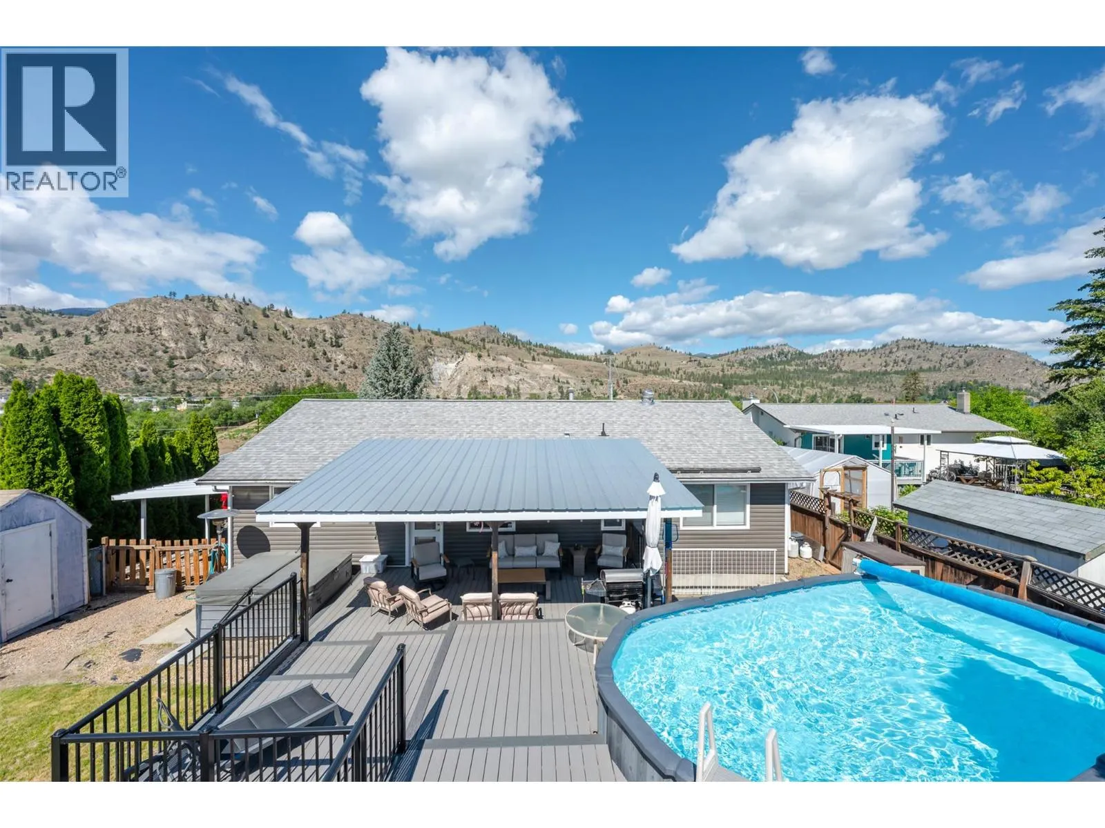 6763 MEADOWS Drive