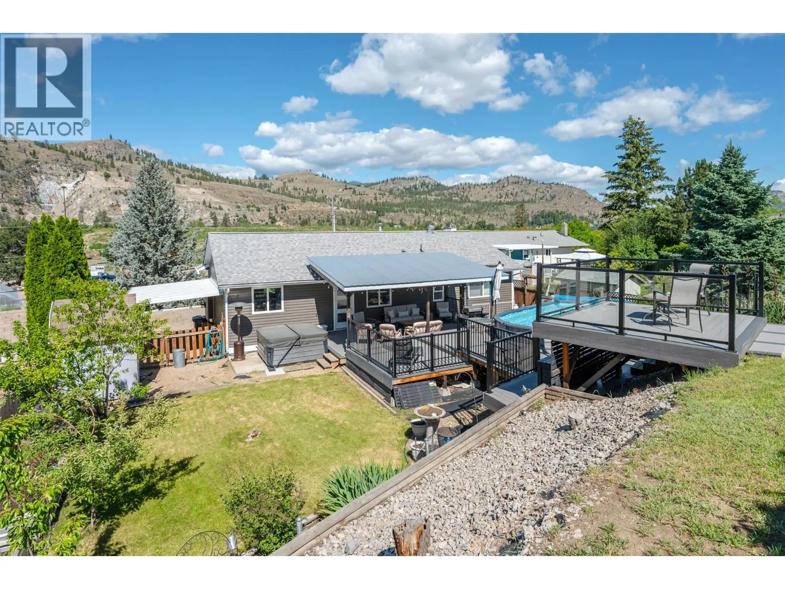 6763 MEADOWS Drive