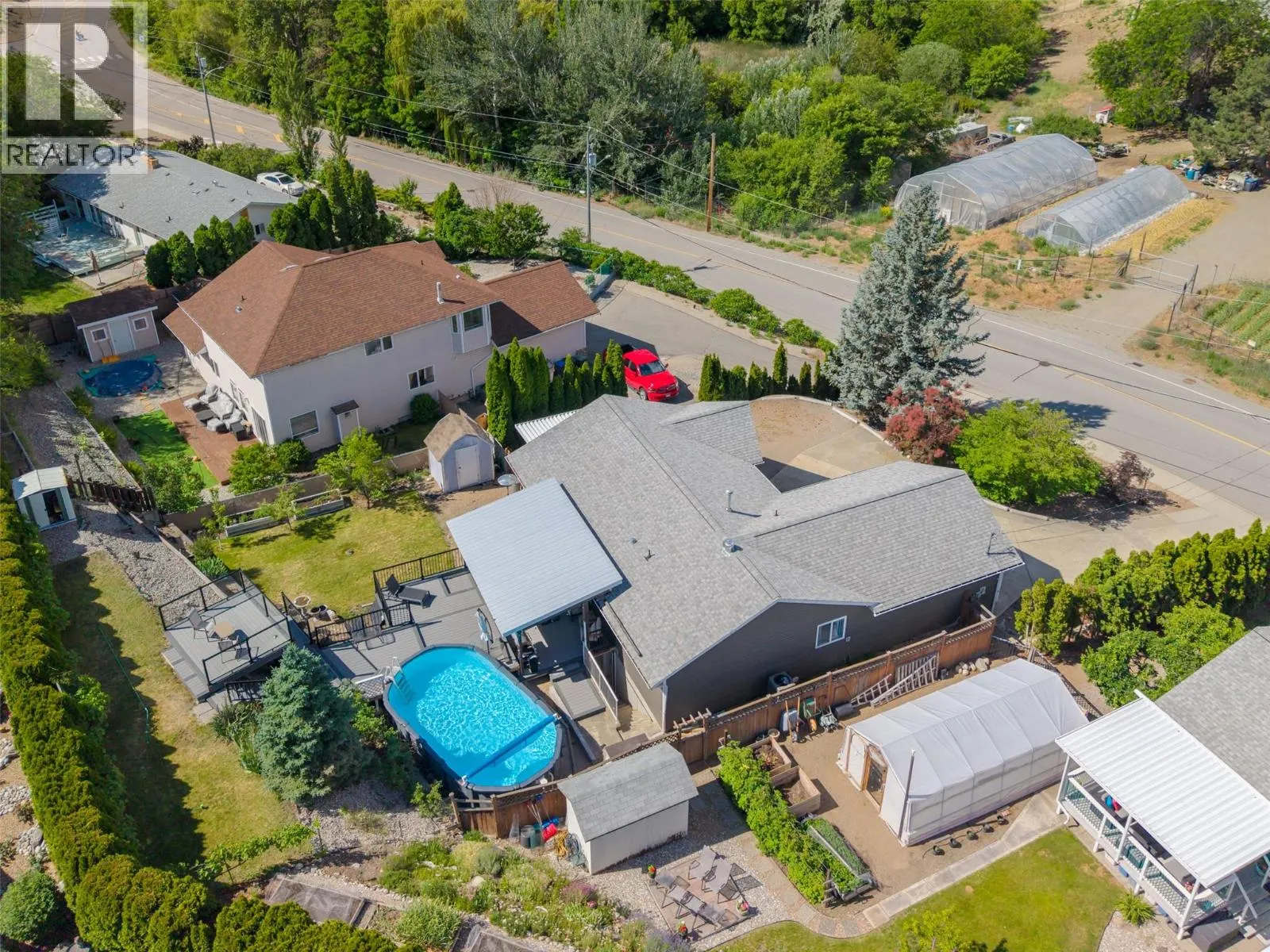 6763 MEADOWS Drive