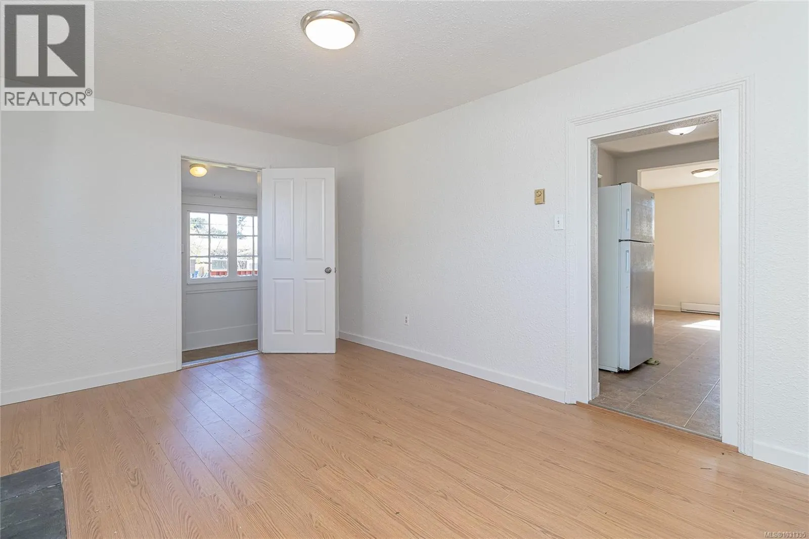 485 Park Ave
