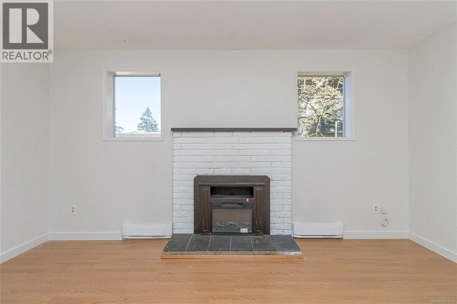 485 Park Ave