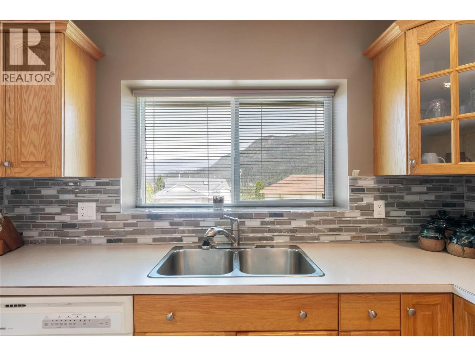 2670 Doebert Road