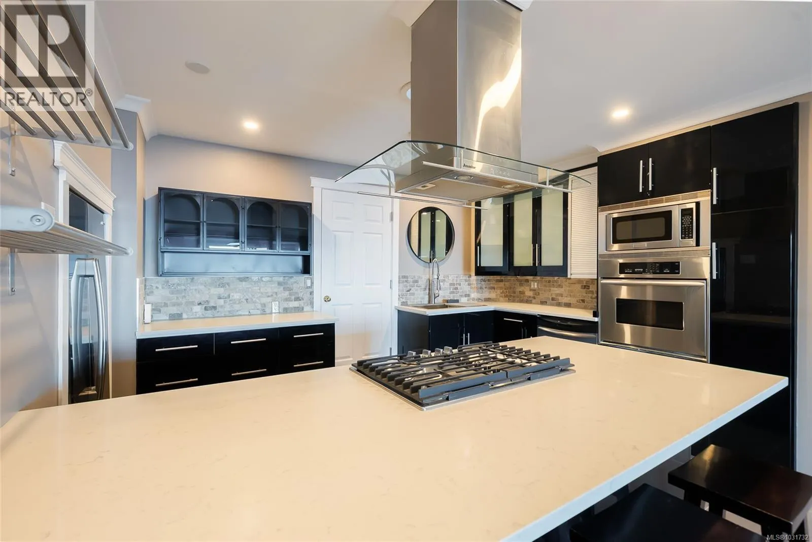 5060 Lost Lake Rd