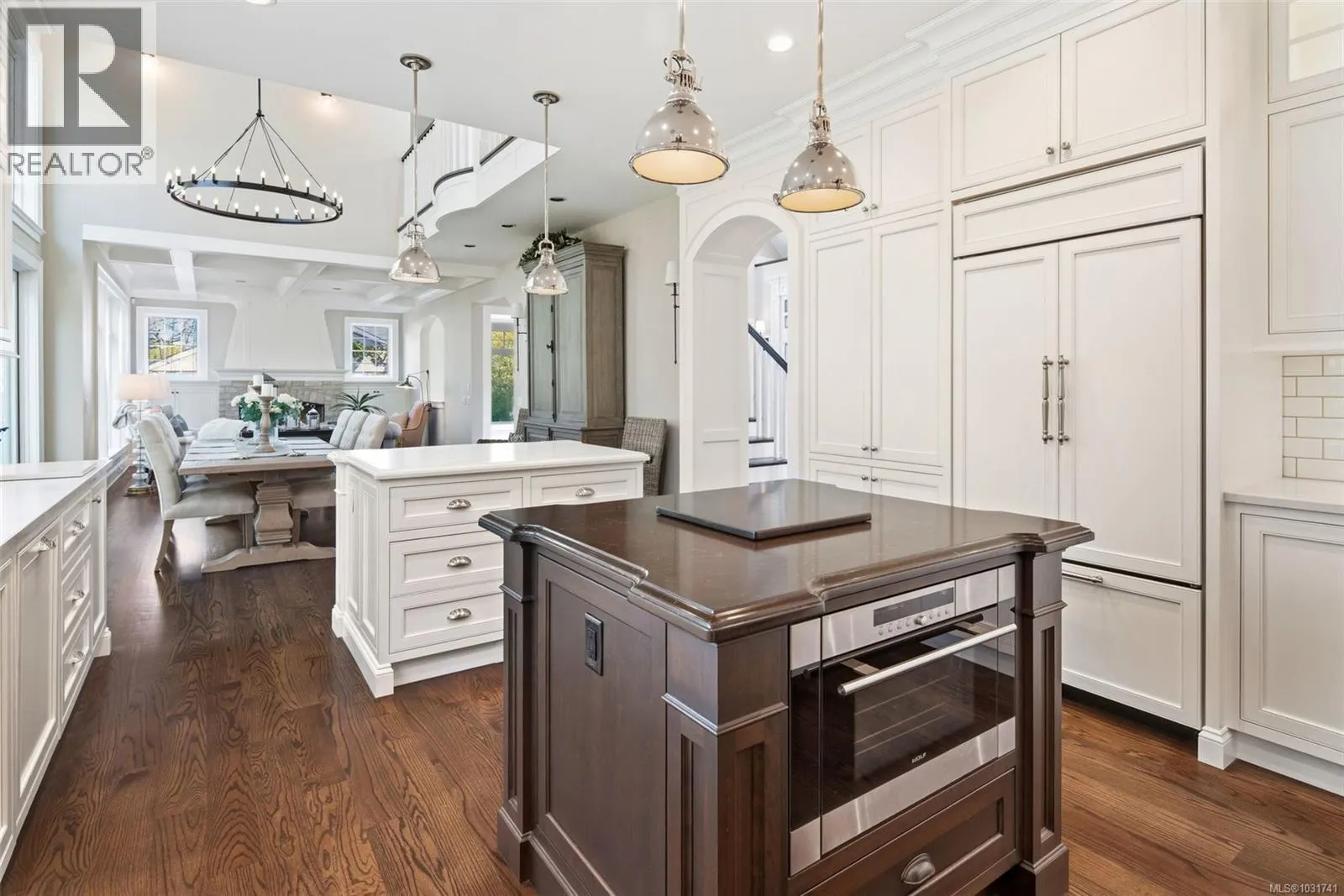 2096 Falkland Pl
