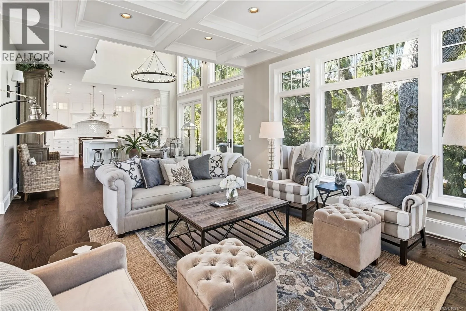 2096 Falkland Pl