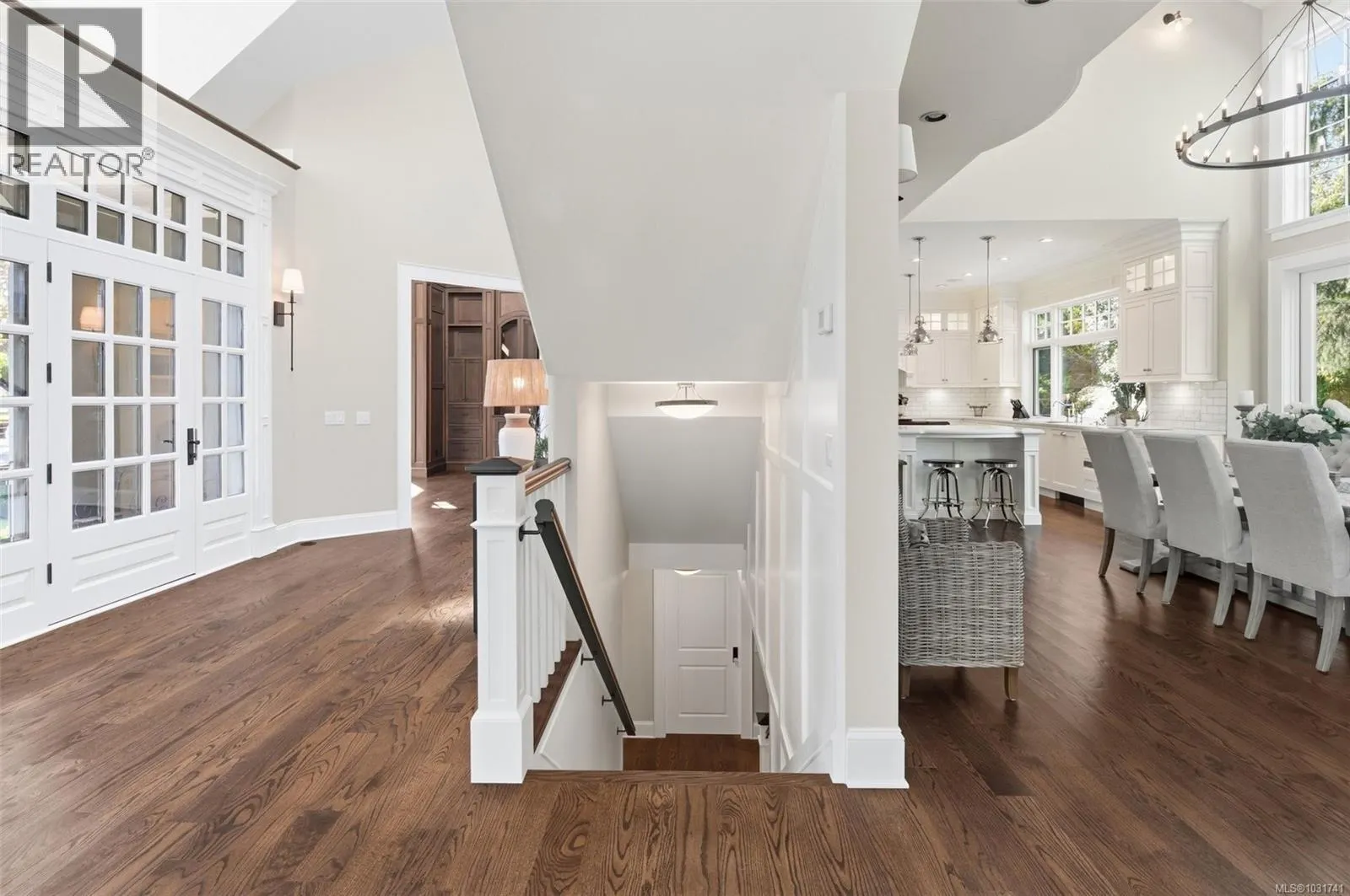 2096 Falkland Pl