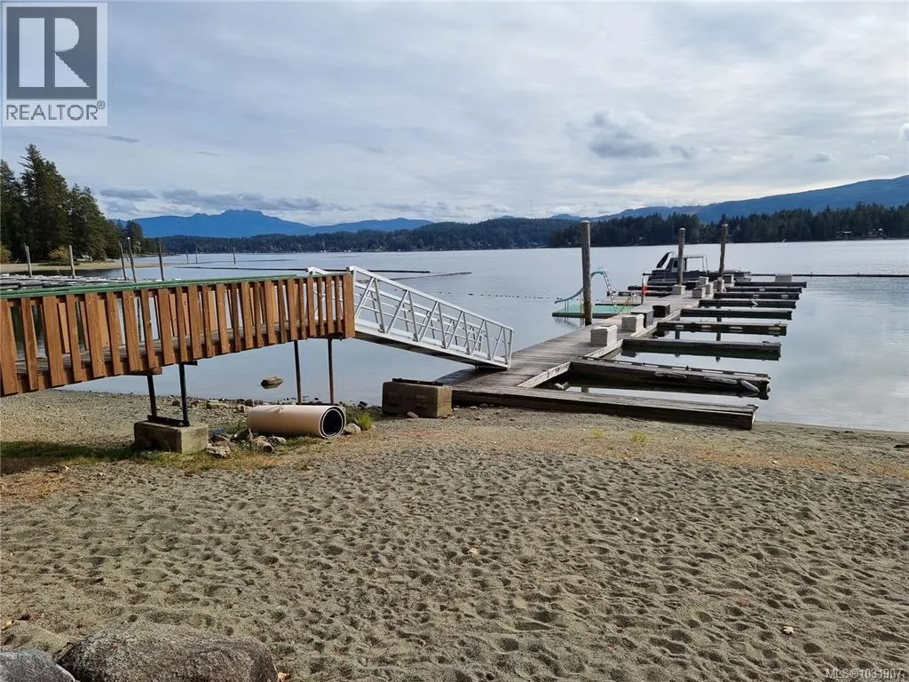 80 10325 Lakeshore Rd