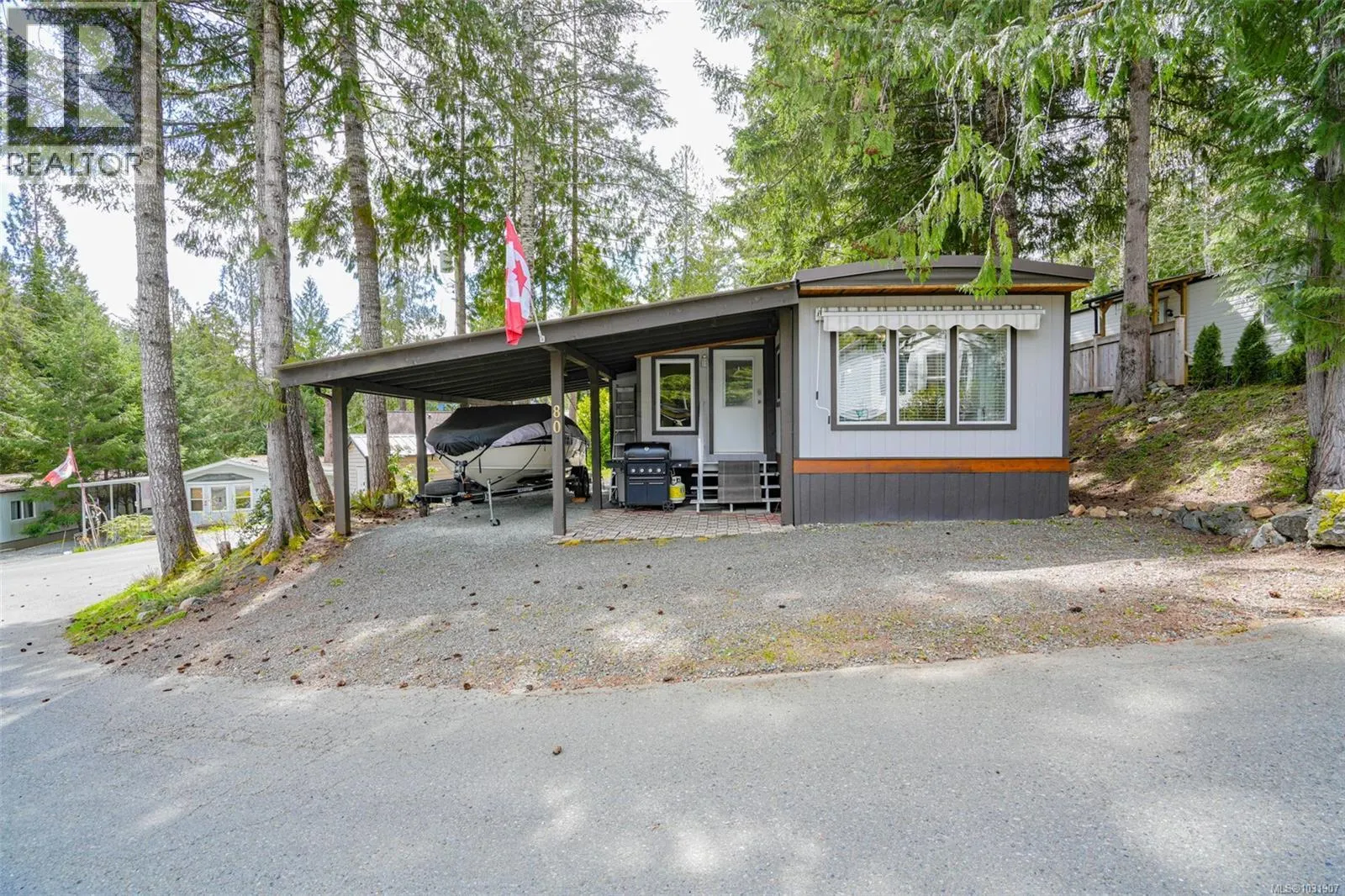 80 10325 Lakeshore Rd