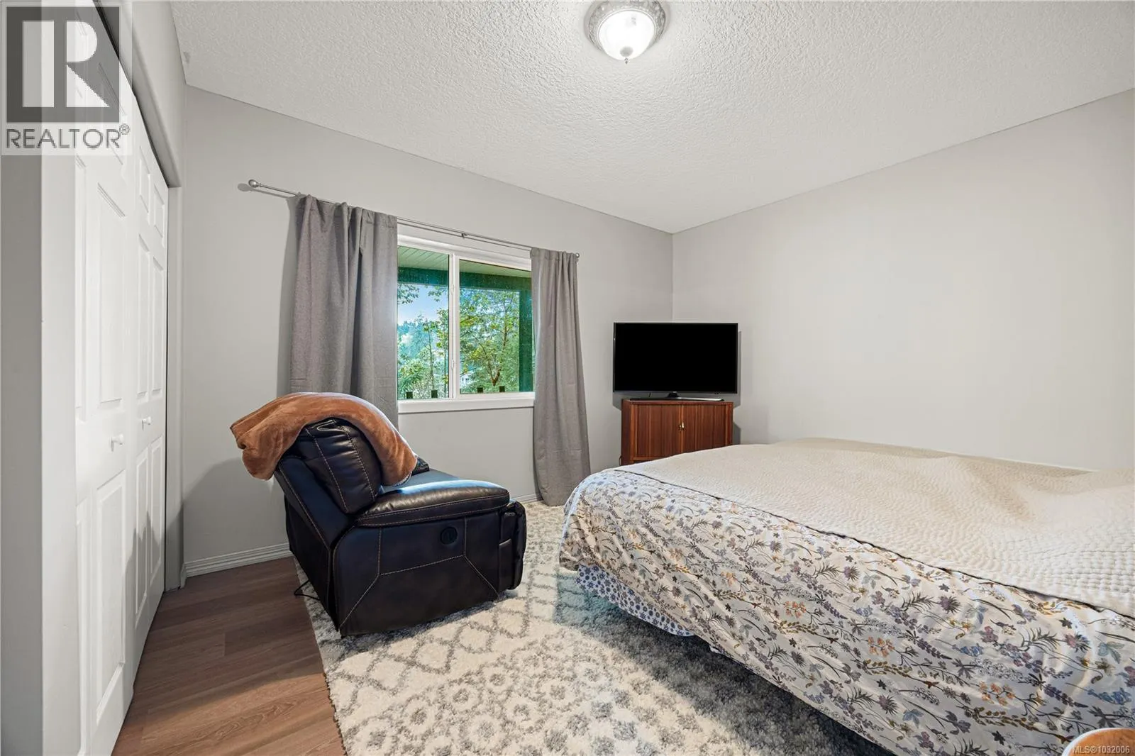 3482 Arrowsmith Rd