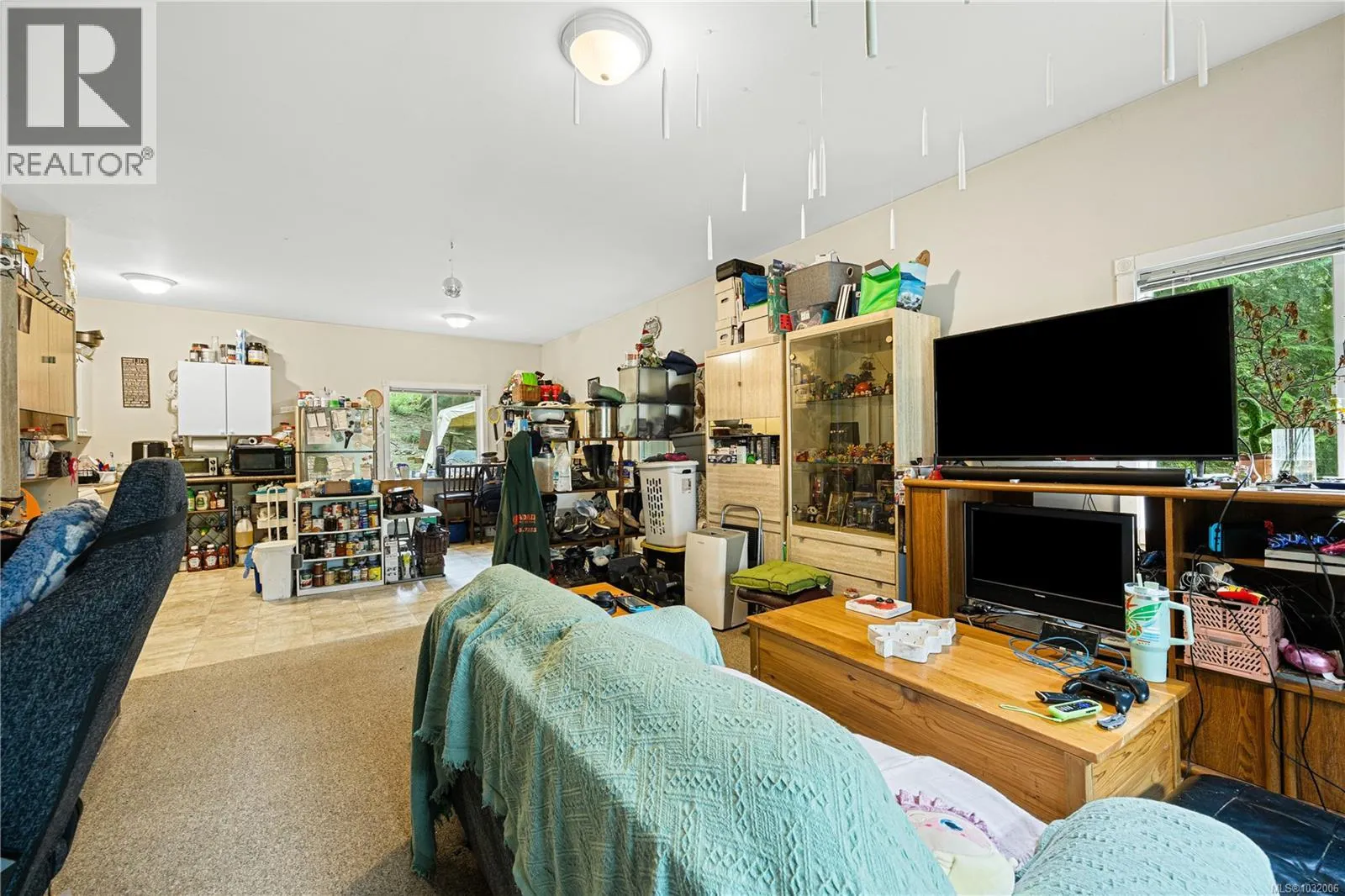 3482 Arrowsmith Rd