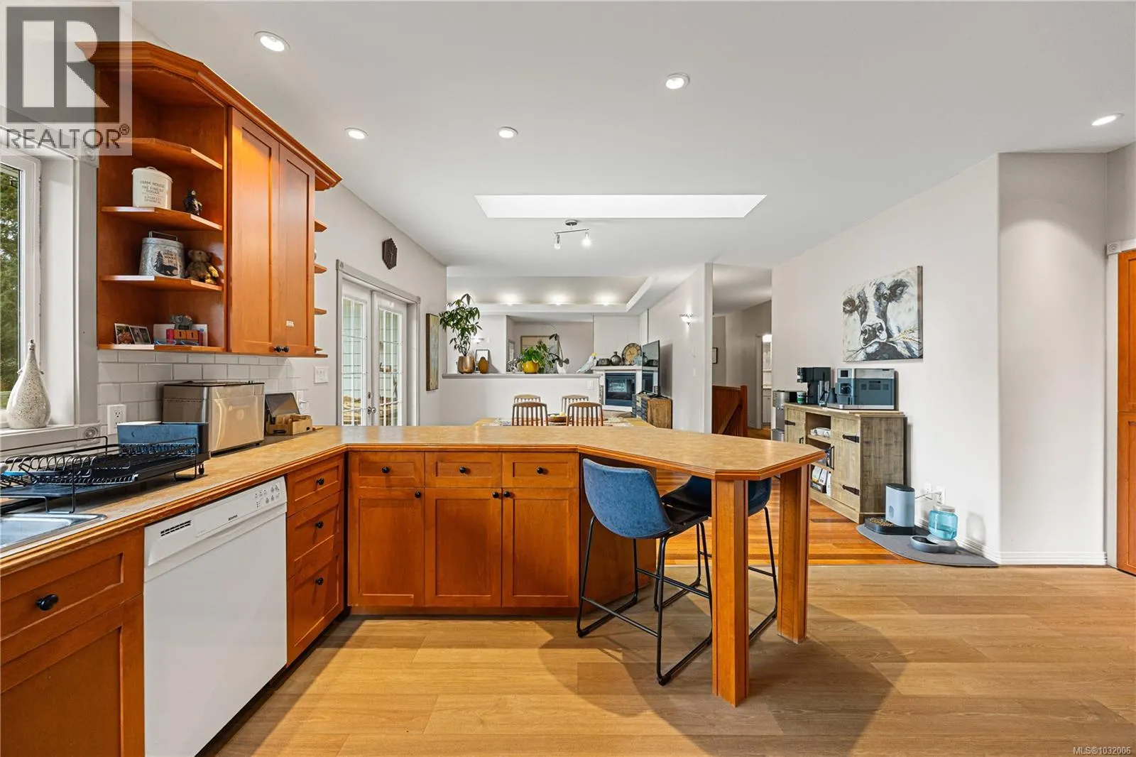 3482 Arrowsmith Rd
