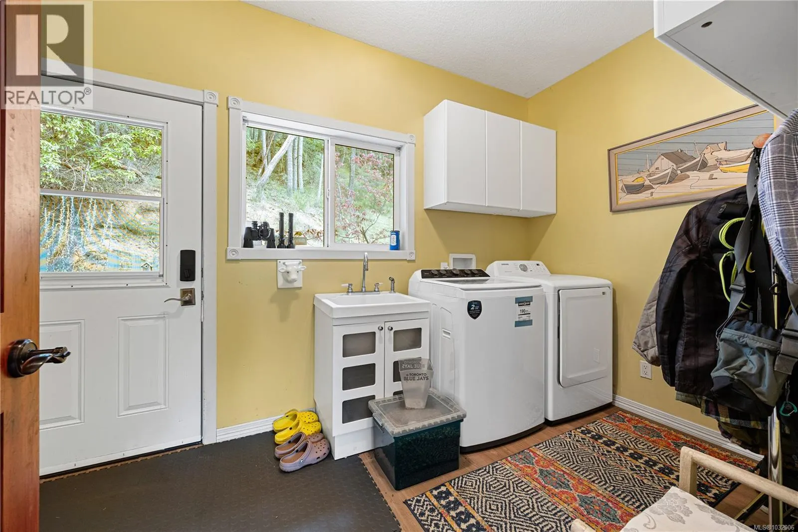 3482 Arrowsmith Rd