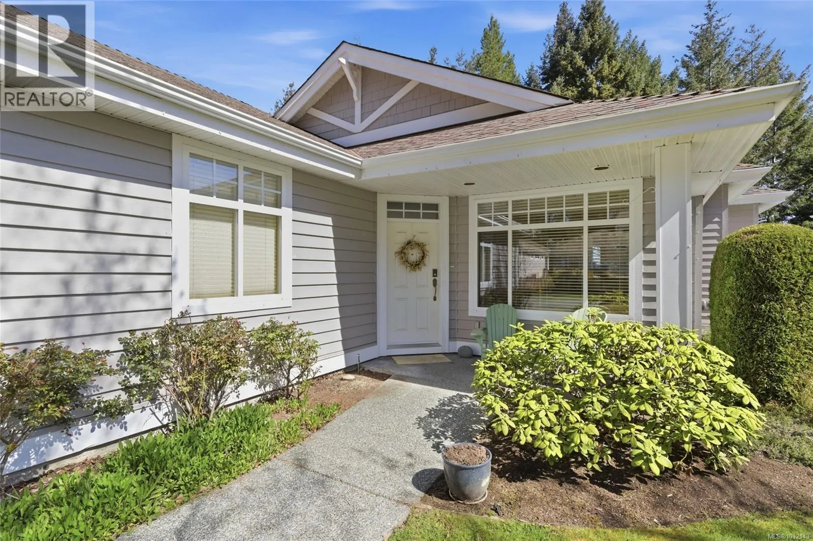 1377 Cape Cod Dr