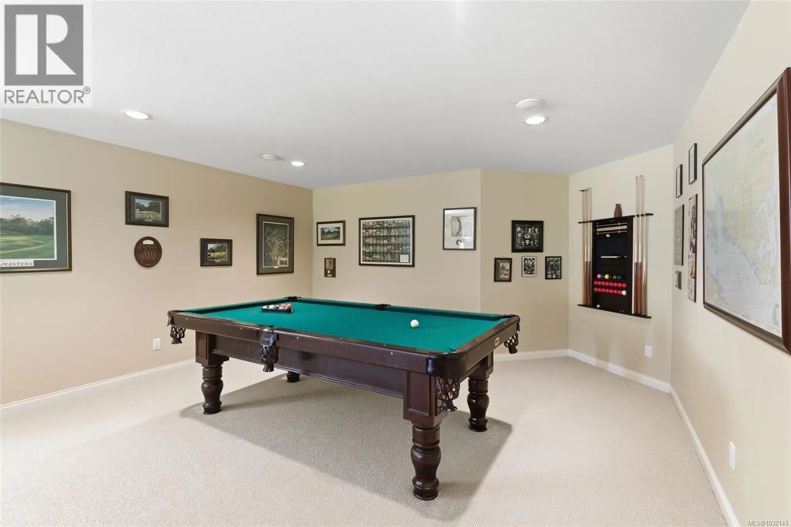 1377 Cape Cod Dr