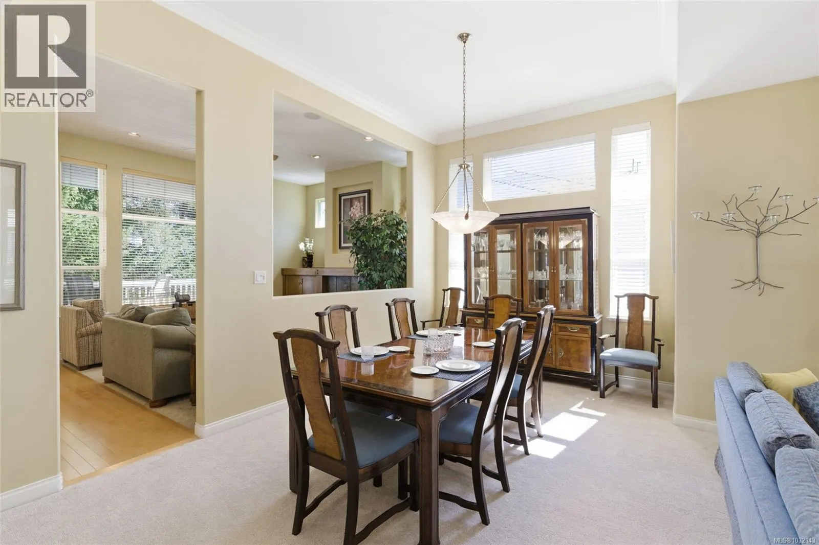 1377 Cape Cod Dr
